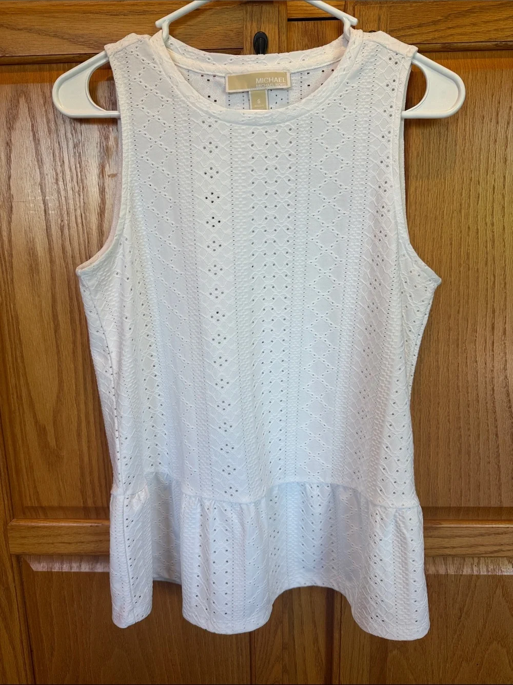626 Michael Kors White Eyelet Peplum Sleeveless Top Women’s Small Stretch Knit